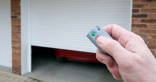 Купить автоматику для рулонных ворот Троицк, цена от 2750 руб.